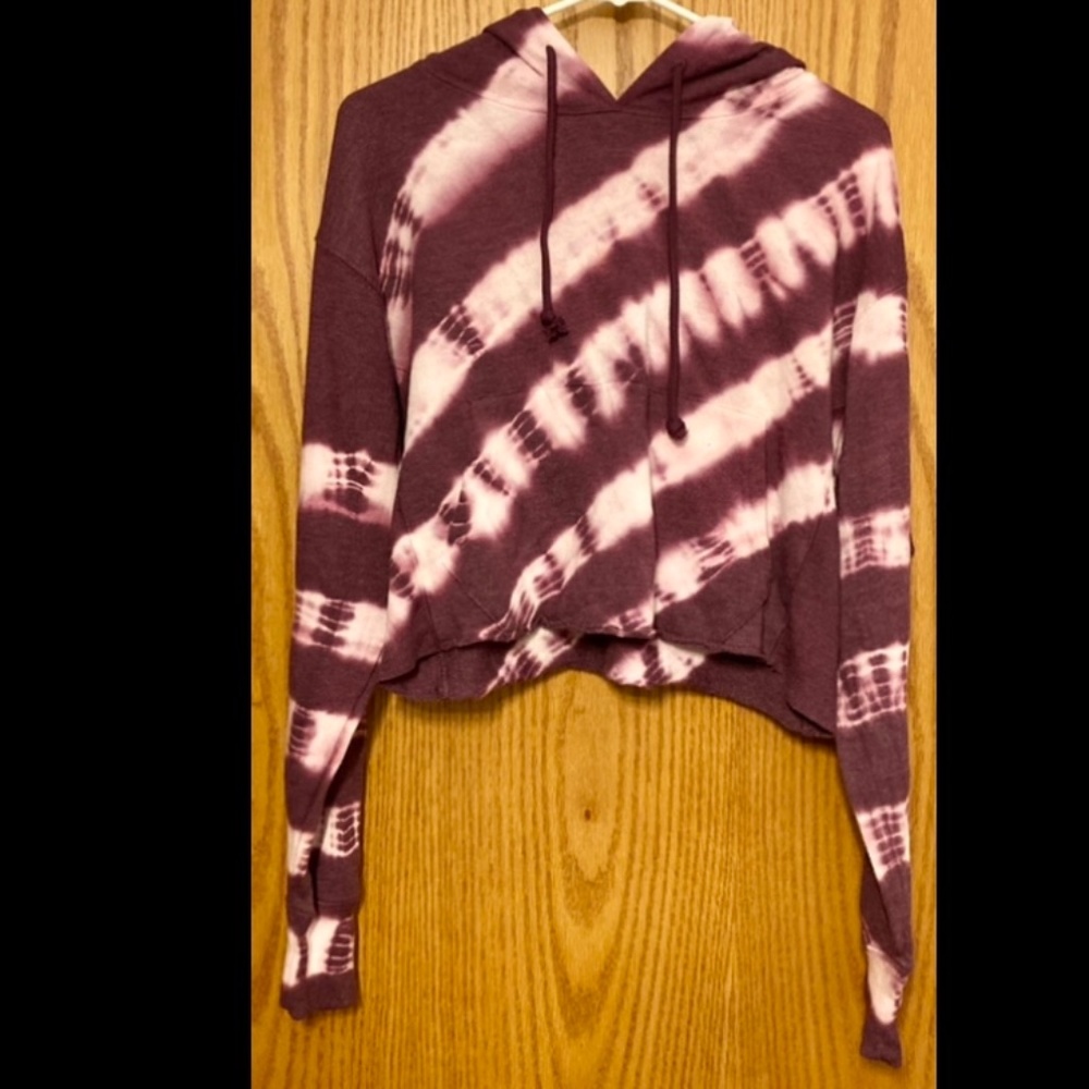 SO Tye Dye Cropped Hoodie